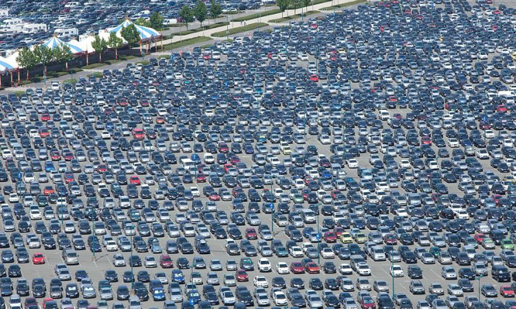 Parking du parc d'attraction Disneyland Paris